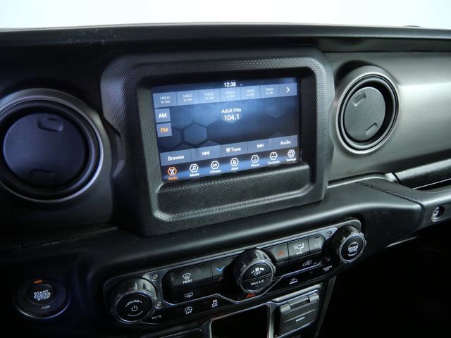 Used 2022 Jeep Wrangler Sport image 17