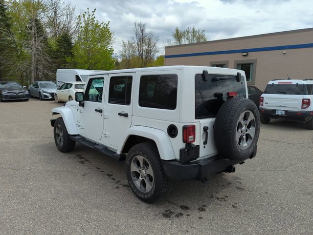 Used 2017 Jeep Wrangler Unlimited Sahara w/ Dual Top Group AWD/4WD image 3