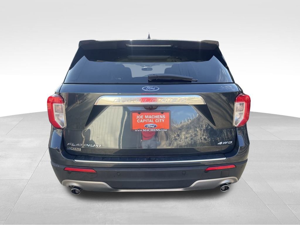 Certified 2022 Ford Explorer Platinum w/ Technology Package image 4
