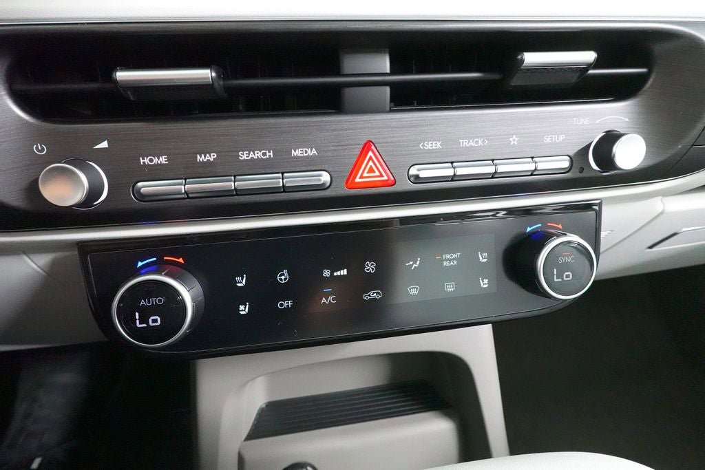Used 2026 Hyundai Palisade SEL AWD/4WD image 18