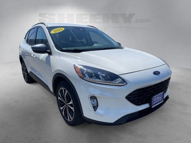 Certified 2021 Ford Escape SEL w/ SEL Stealth AWD Package image 2