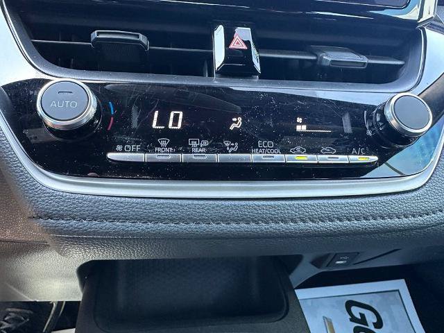 Used 2025 Toyota Corolla SE FWD image 9