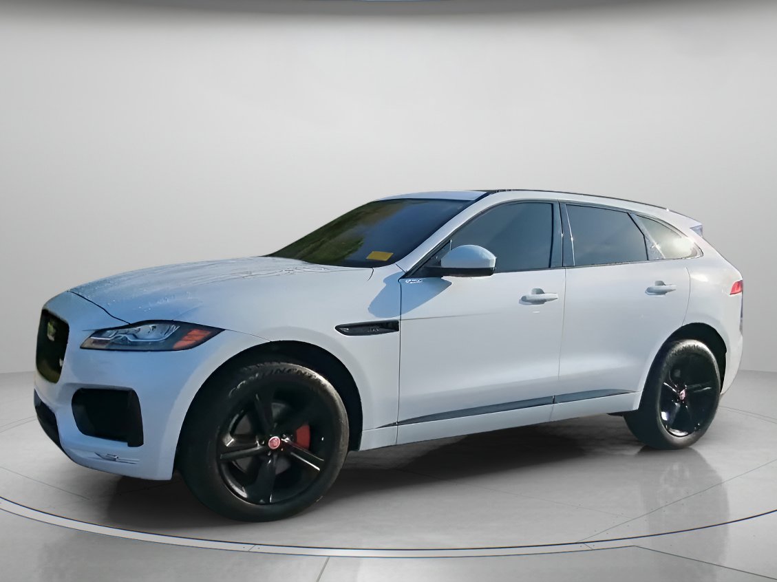 Used 2019 Jaguar F-PACE S image 8