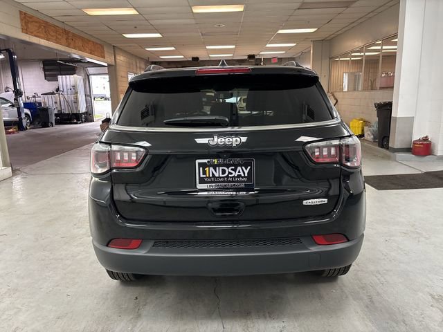 Used 2022 Jeep Compass Latitude image 25