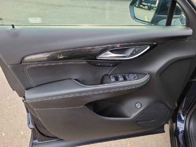 Used 2021 Buick Envision Essence AWD/4WD image 13