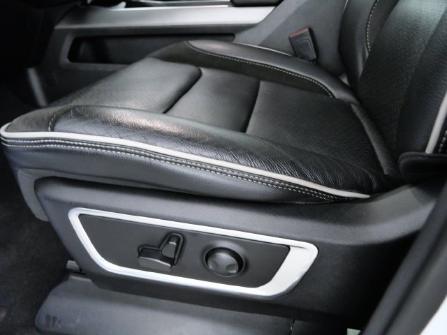 Used 2025 RAM 1500 Laramie w/ Sport Appearance Package AWD/4WD image 18