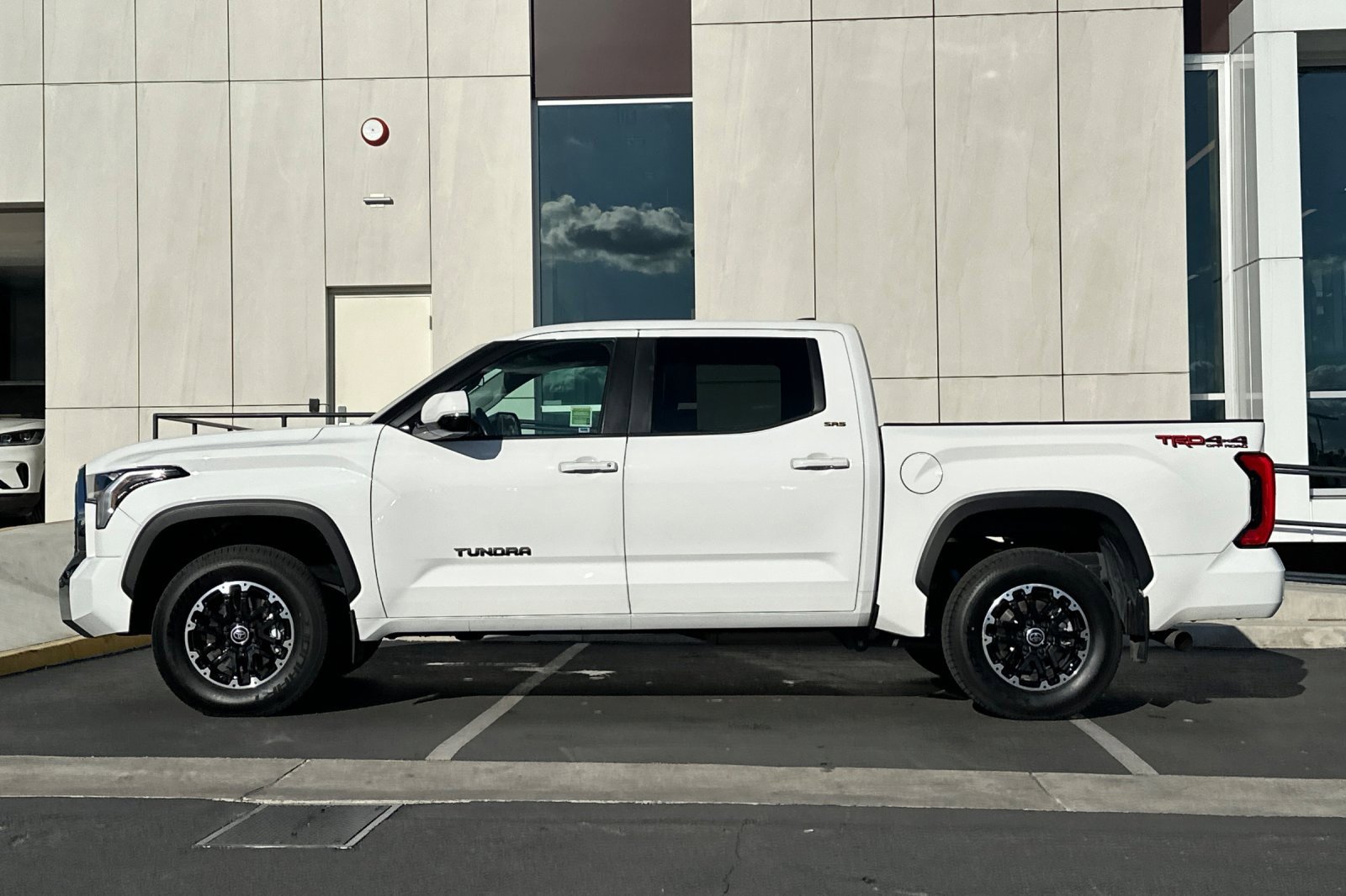 Used 2024 Toyota Tundra SR5 image 6