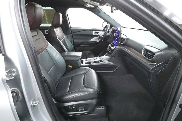 Certified 2023 Ford Explorer Platinum w/ Technology Package AWD/4WD image 35