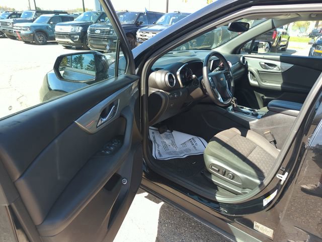 Used 2020 Chevrolet Blazer LT FWD image 9
