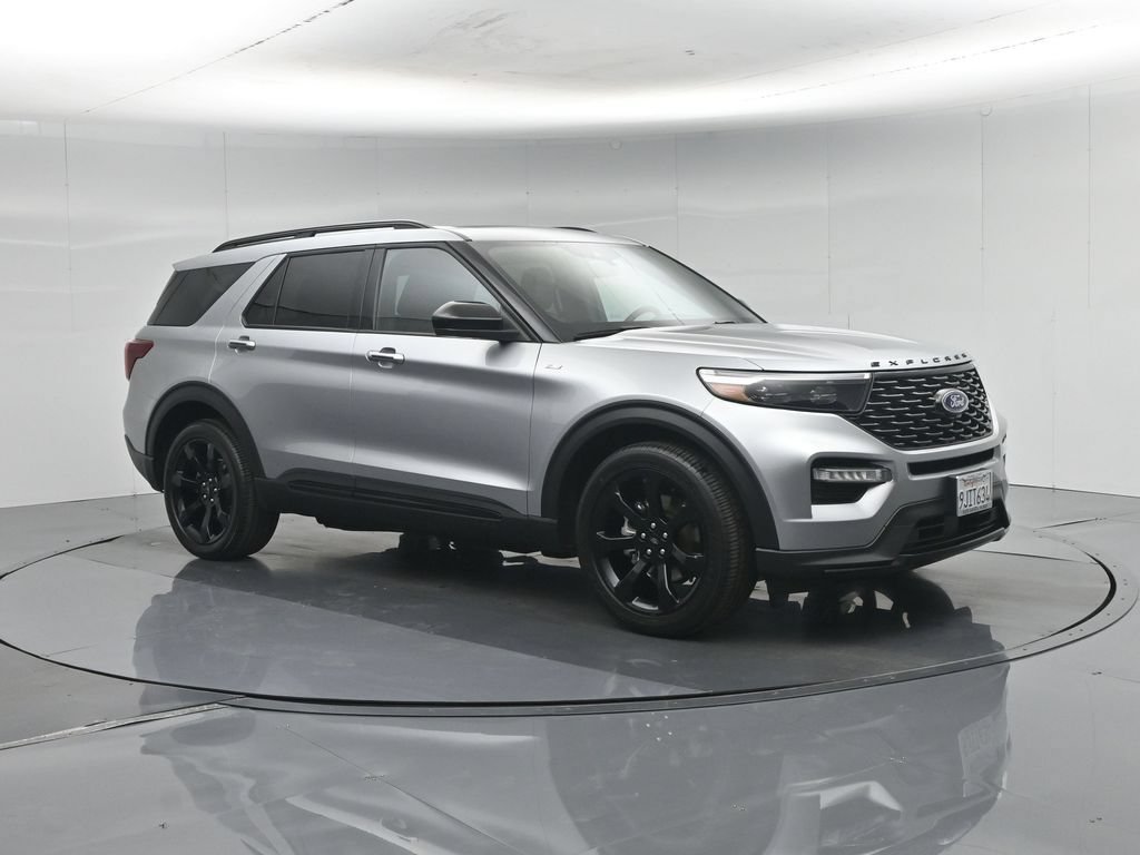 Certified 2023 Ford Explorer ST-Line w/ Class IV Trailer Tow Package RWD image 24