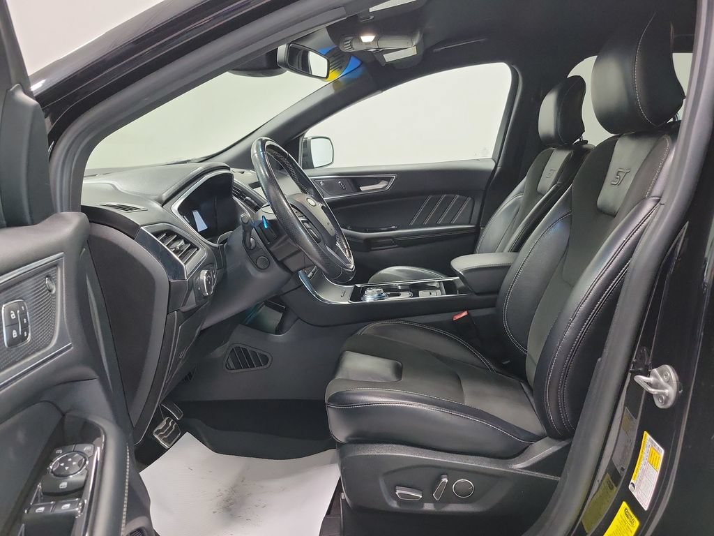 Certified 2019 Ford Edge ST AWD/4WD image 3