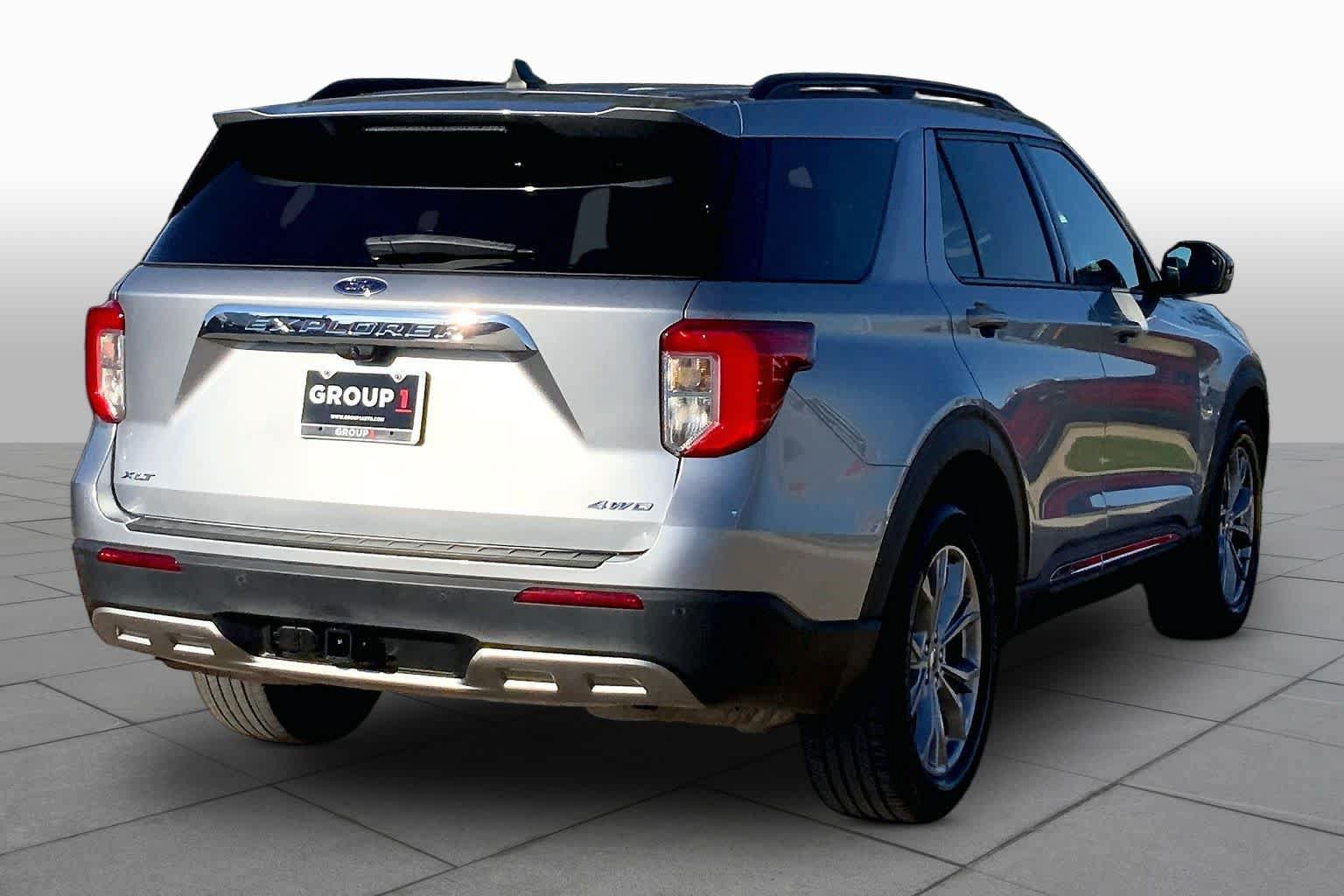 Certified 2023 Ford Explorer XLT w/ Equipment Group 202A AWD/4WD image 13