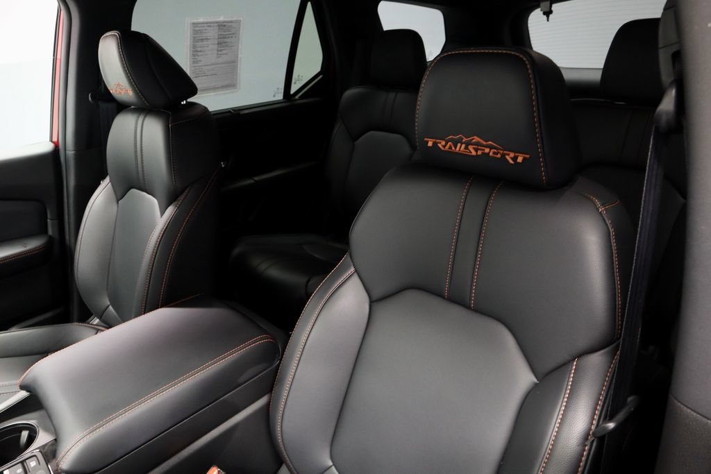 Used 2025 Honda Pilot TrailSport image 26