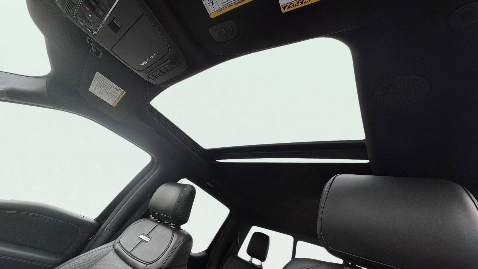 Certified 2025 Ford F250 Platinum image 24