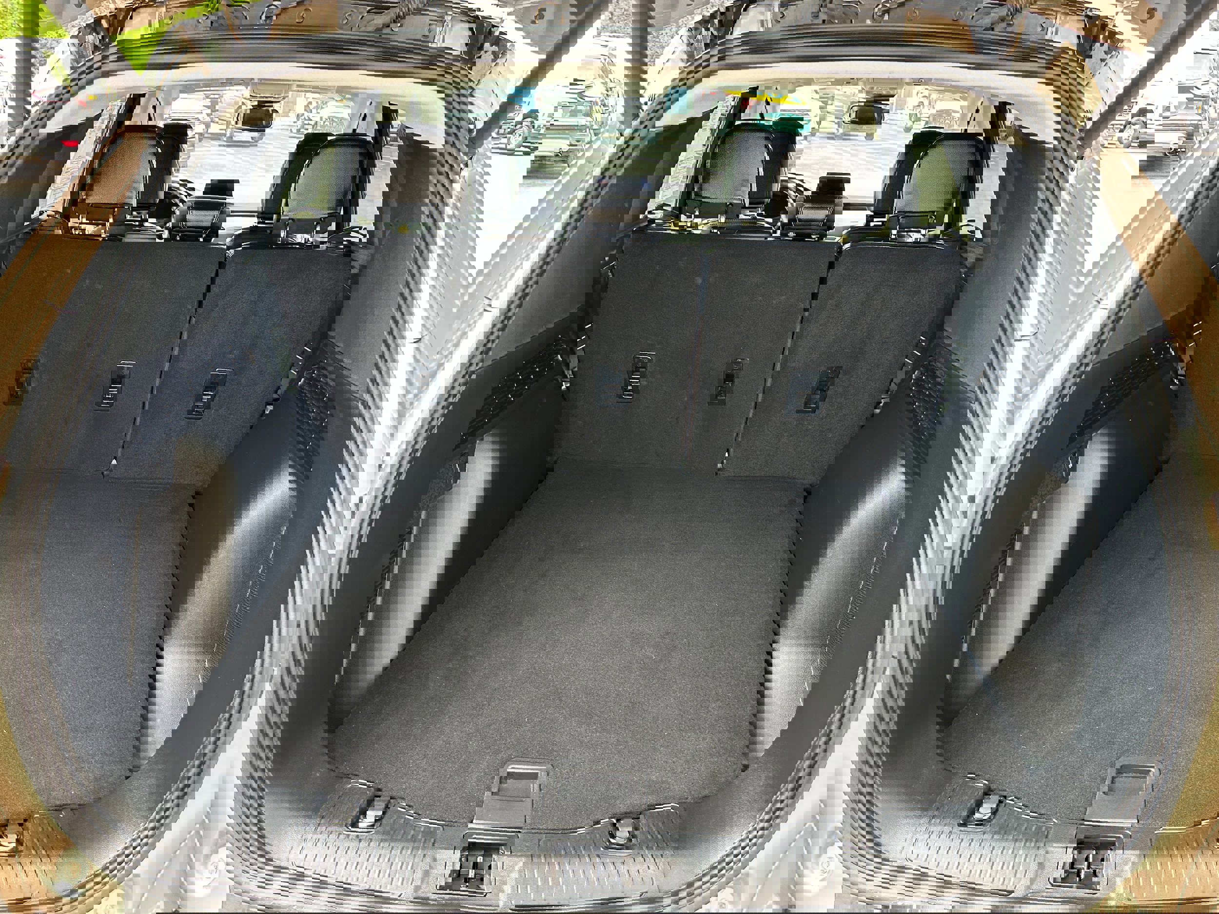 Certified 2021 Ford Escape Titanium w/ Titanium Elite Package image 9