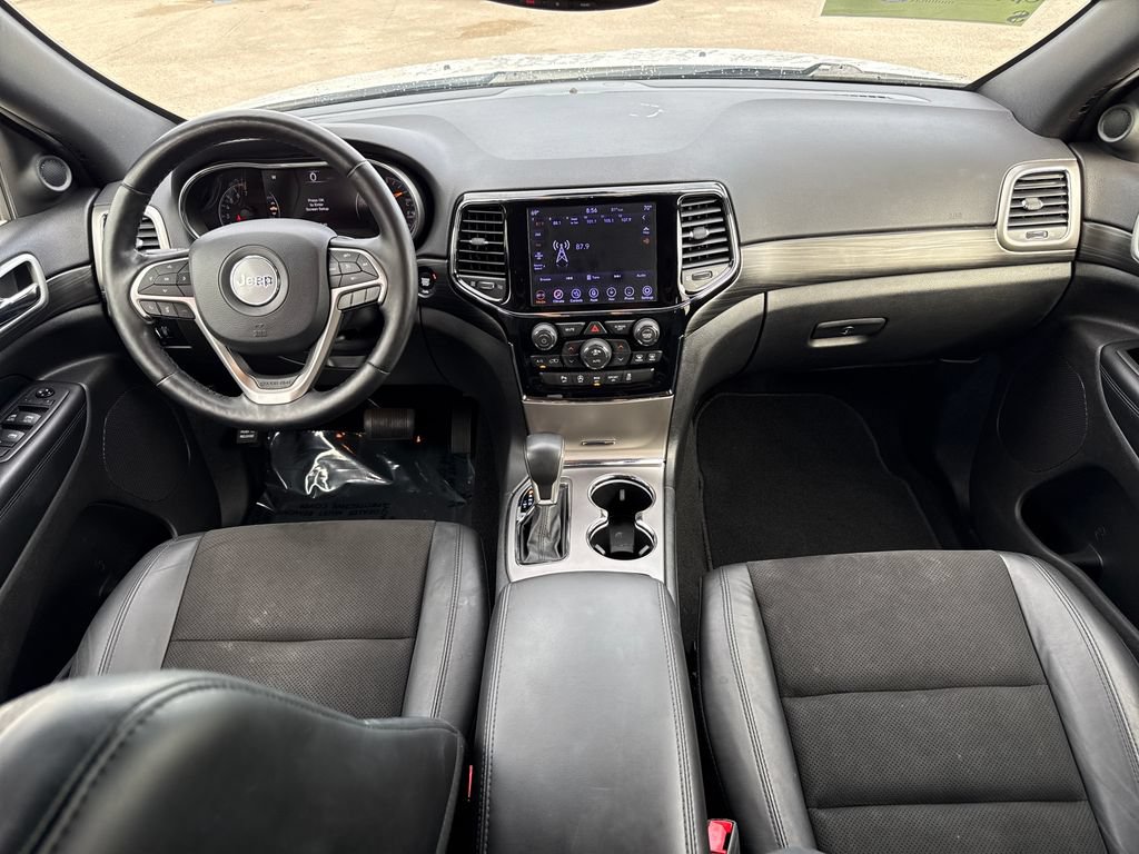 Used 2020 Jeep Grand Cherokee Altitude RWD image 5