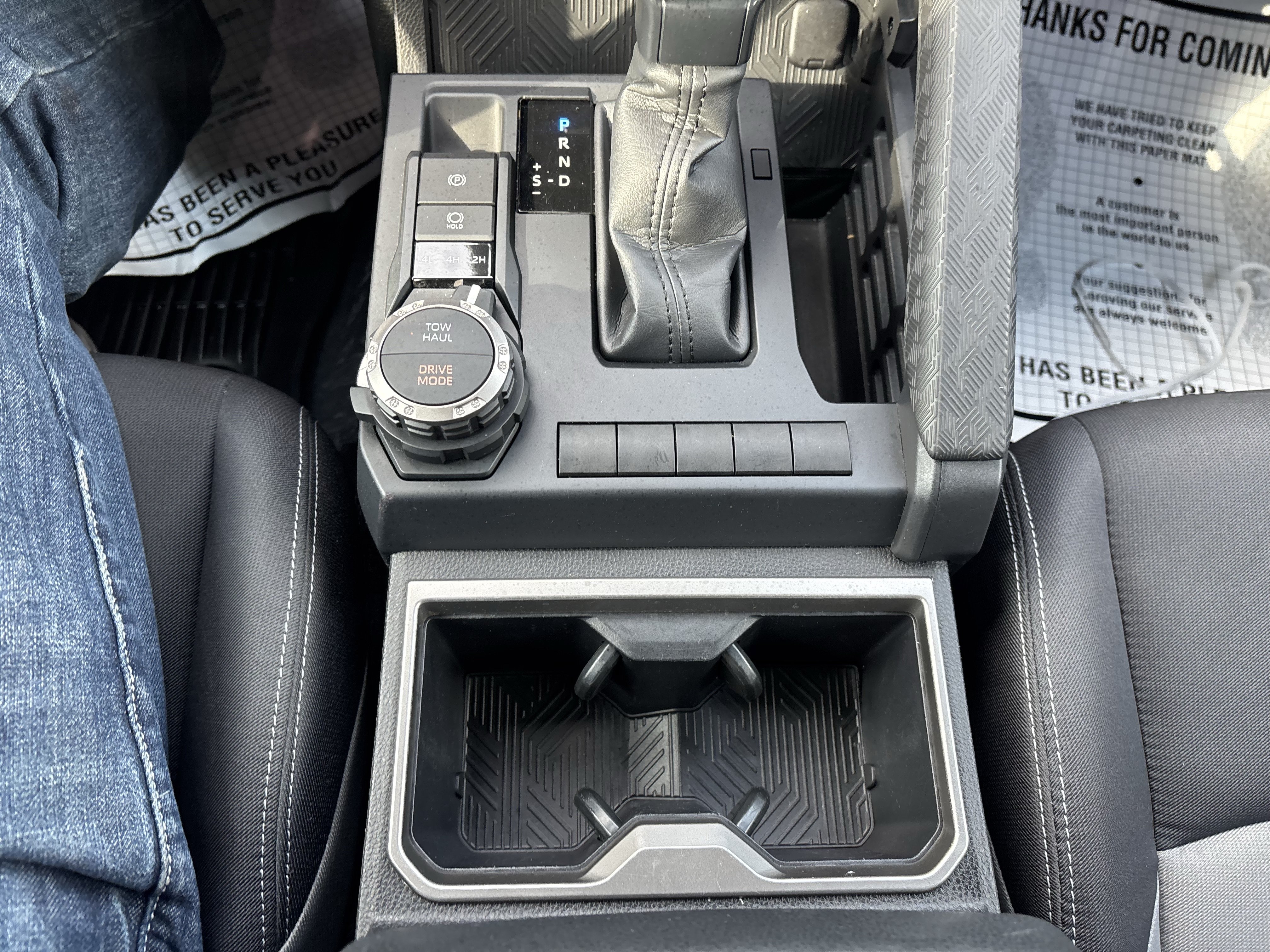 Used 2024 Toyota Tacoma TRD Sport AWD/4WD image 33