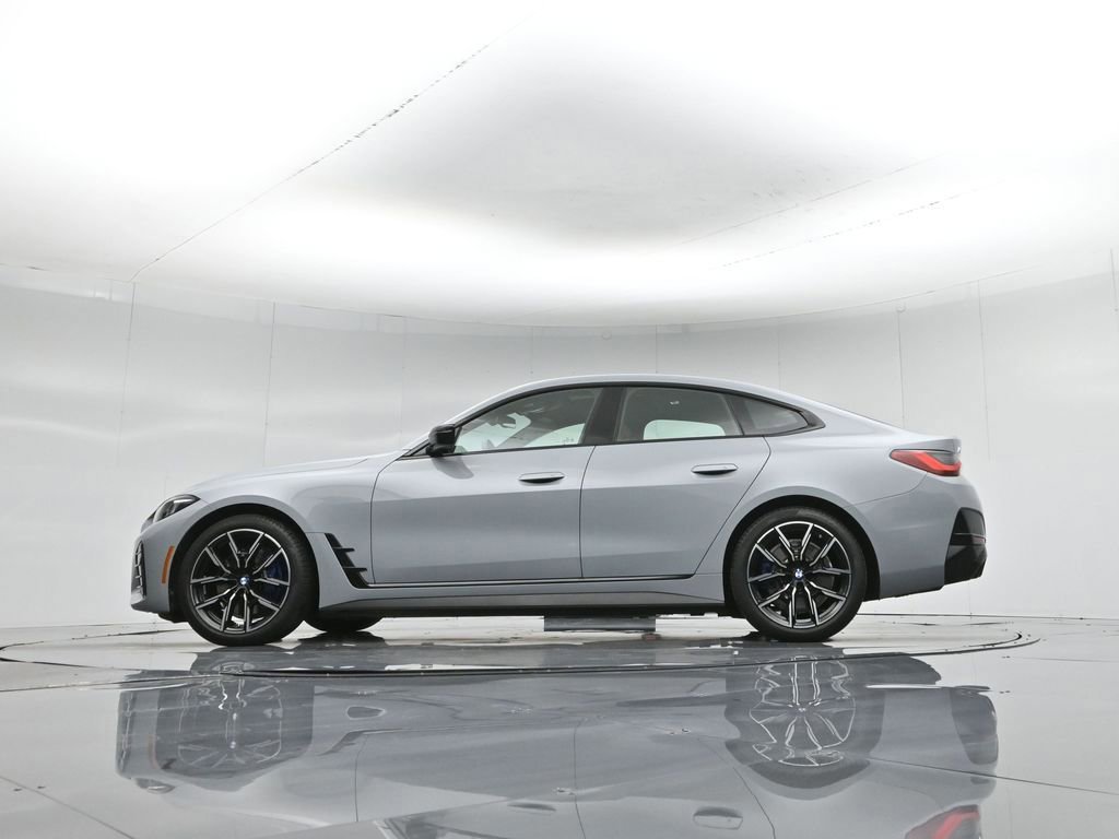 Used 2025 BMW i4 eDrive40 w/ M Sport Package image 26