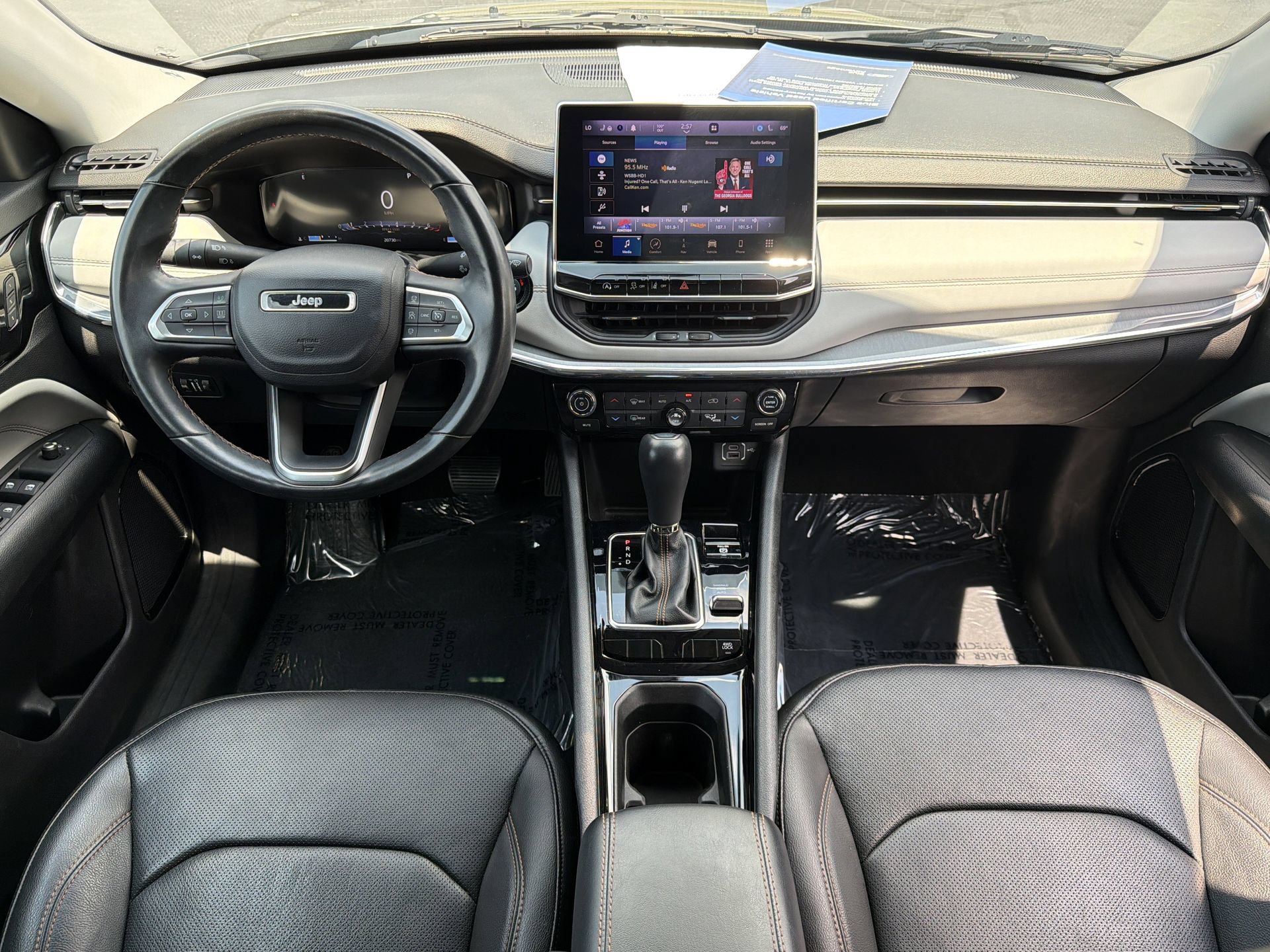 Used 2022 Jeep Compass Limited w/ Elite Group AWD/4WD image 2