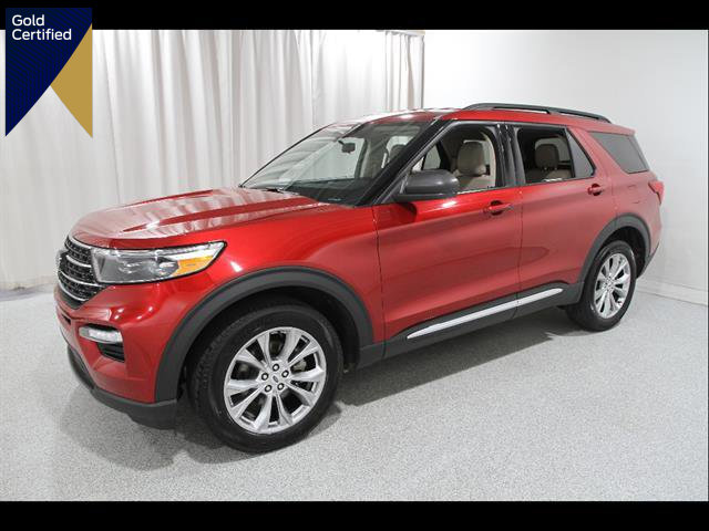Certified 2024 Ford Explorer XLT w/ Equipment Group 202A