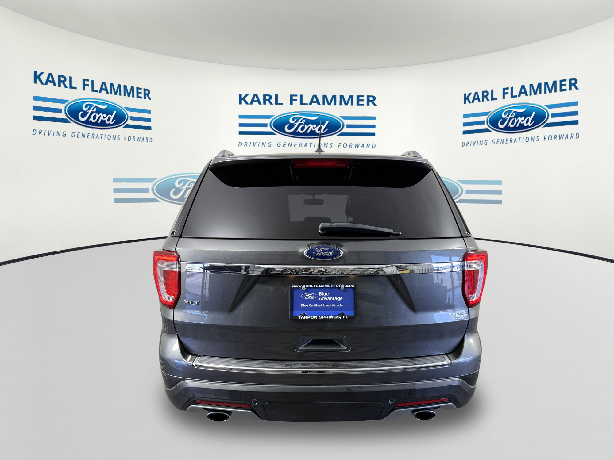 Certified 2018 Ford Explorer XLT w/ Equipment Group 202A image 4