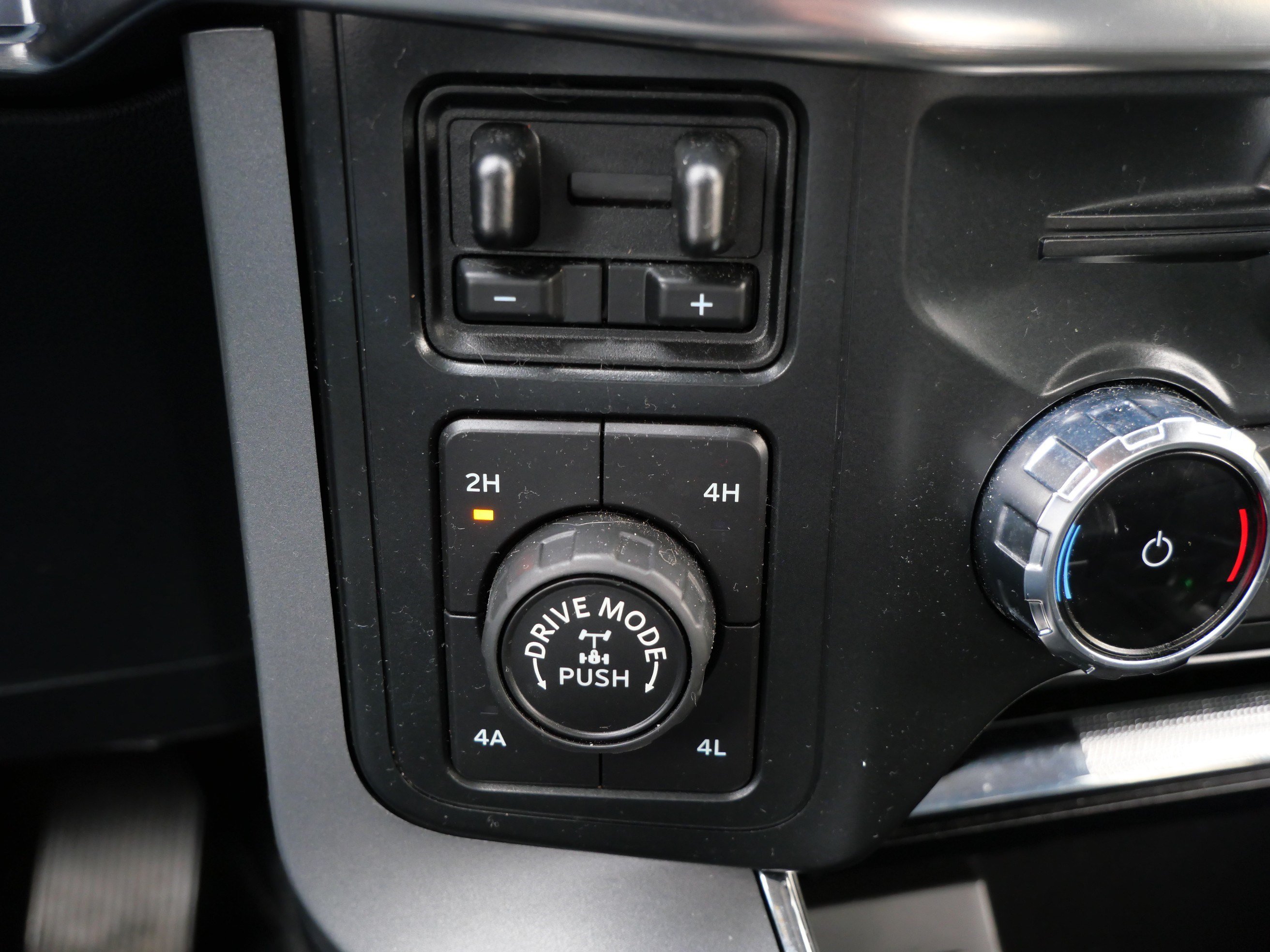 Certified 2022 Ford F150 Lariat AWD/4WD image 31