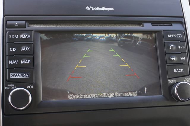 Used 2017 Nissan Frontier PRO-4X w/ Pro-4x Luxury Package image 18