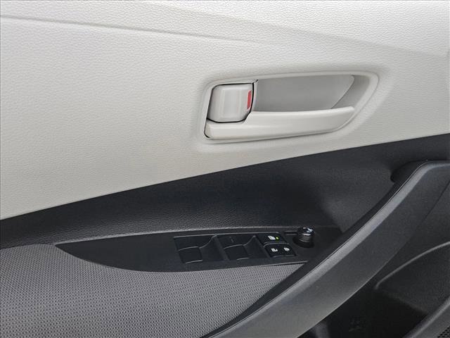 Used 2024 Toyota Corolla LE image 25