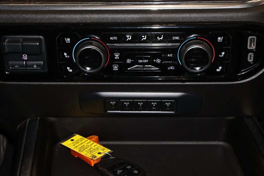 Used 2024 Chevrolet Silverado 2500 LTZ w/ LTZ Plus Package image 35