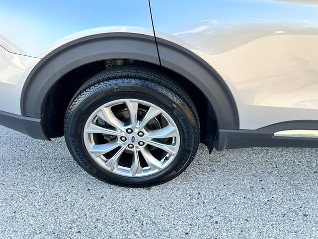 Certified 2021 Ford Explorer XLT w/ Equipment Group 202A AWD/4WD image 85