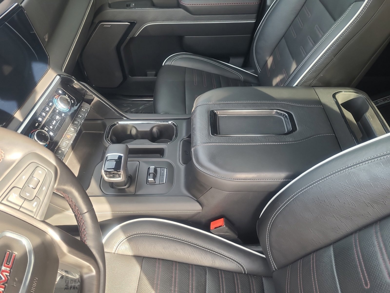 Used 2022 GMC Sierra 1500 AT4X image 15