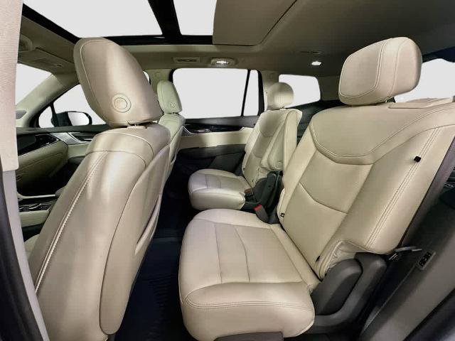 Used 2024 Cadillac XT6 Premium Luxury AWD/4WD image 14