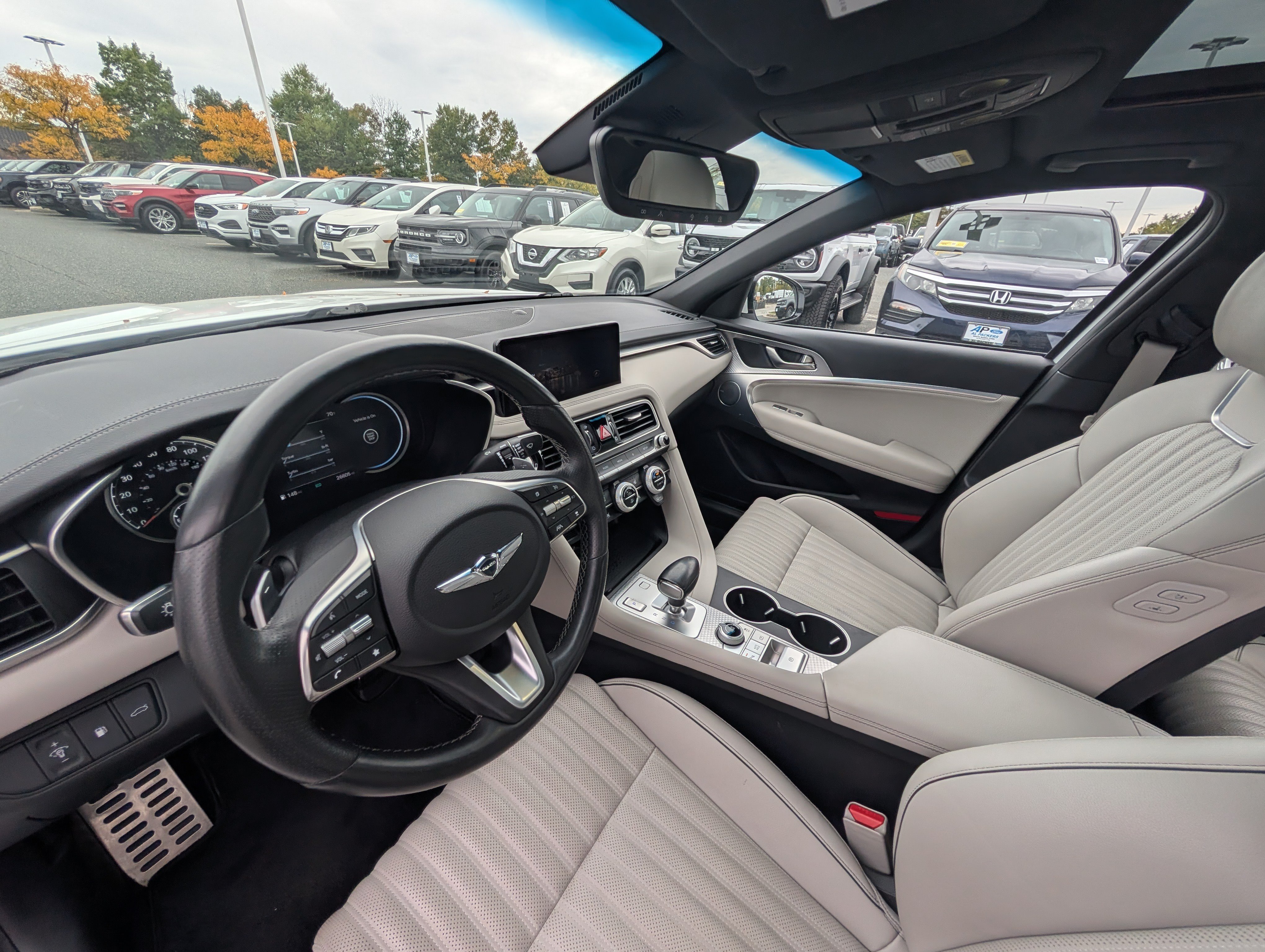 Used 2022 Genesis G70 3.3T w/ Sport Advanced Package AWD/4WD image 15