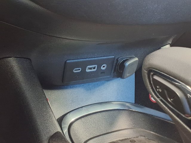 Used 2024 Chevrolet Malibu LT FWD image 13
