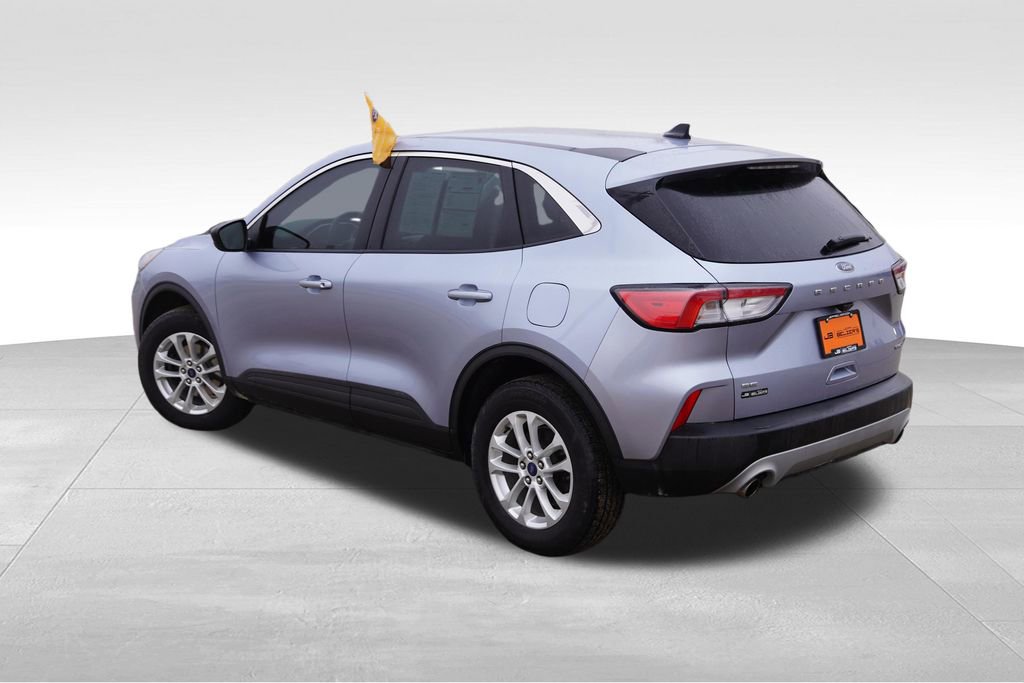 Certified 2022 Ford Escape SE w/ Cold Weather Package AWD/4WD image 7