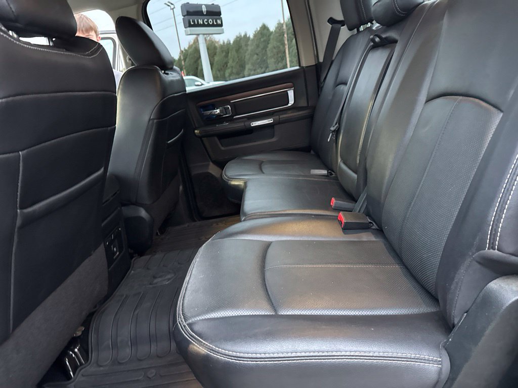 Used 2018 RAM 1500 Laramie w/ Convenience Group AWD/4WD image 21