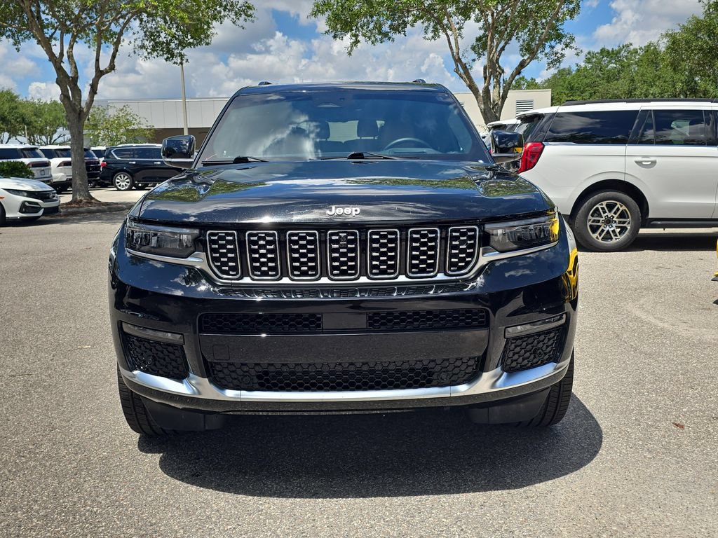 Used 2025 Jeep Grand Cherokee L Summit AWD/4WD image 2