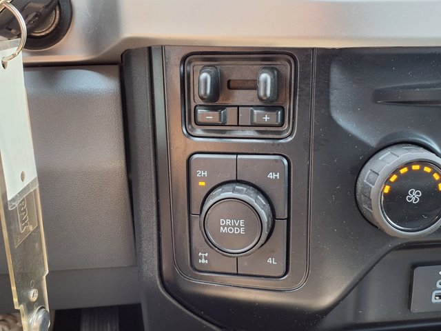 Certified 2024 Ford F250 XLT w/ FX4 Off-Road Package AWD/4WD image 15