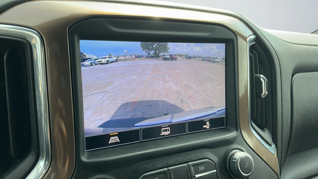 Used 2021 Chevrolet Silverado 1500 High Country AWD/4WD image 12