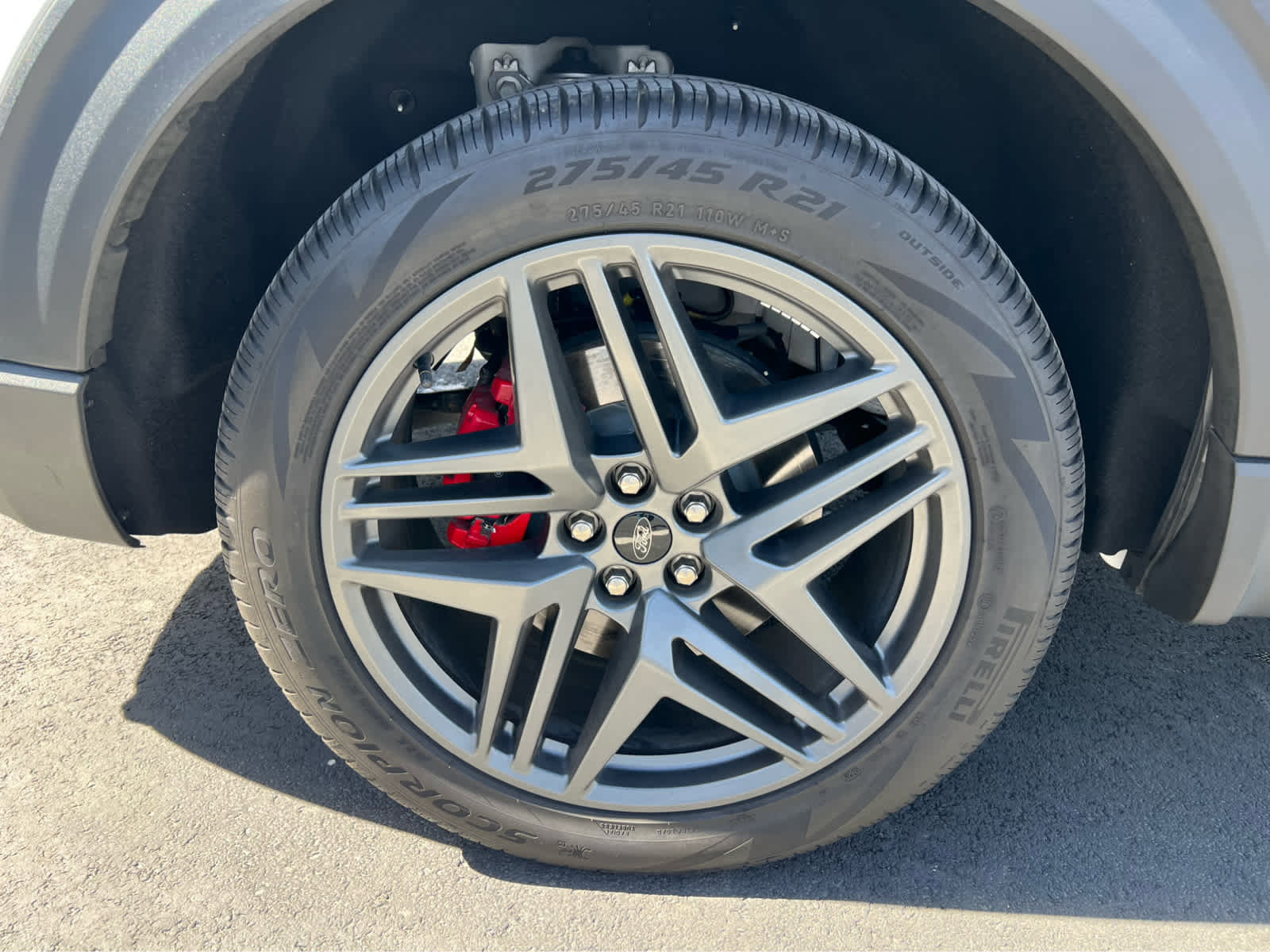 Certified 2025 Ford Explorer ST-Line w/ Premium Package AWD/4WD image 15