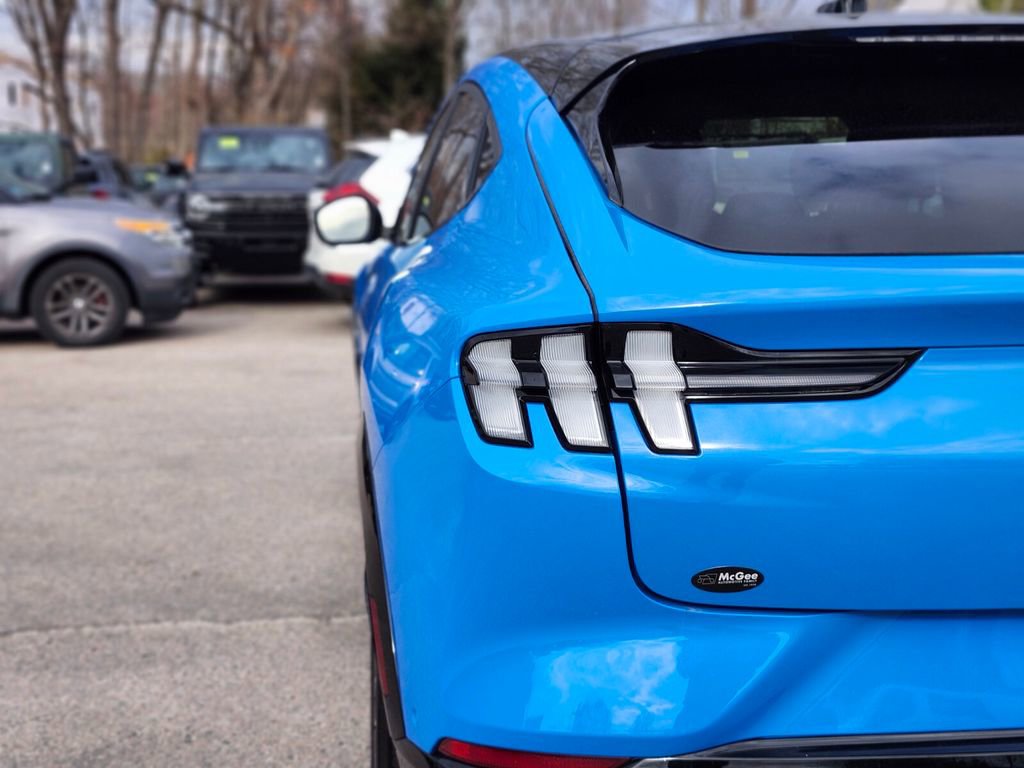 Certified 2024 Ford Mustang Mach-E Premium AWD/4WD image 9