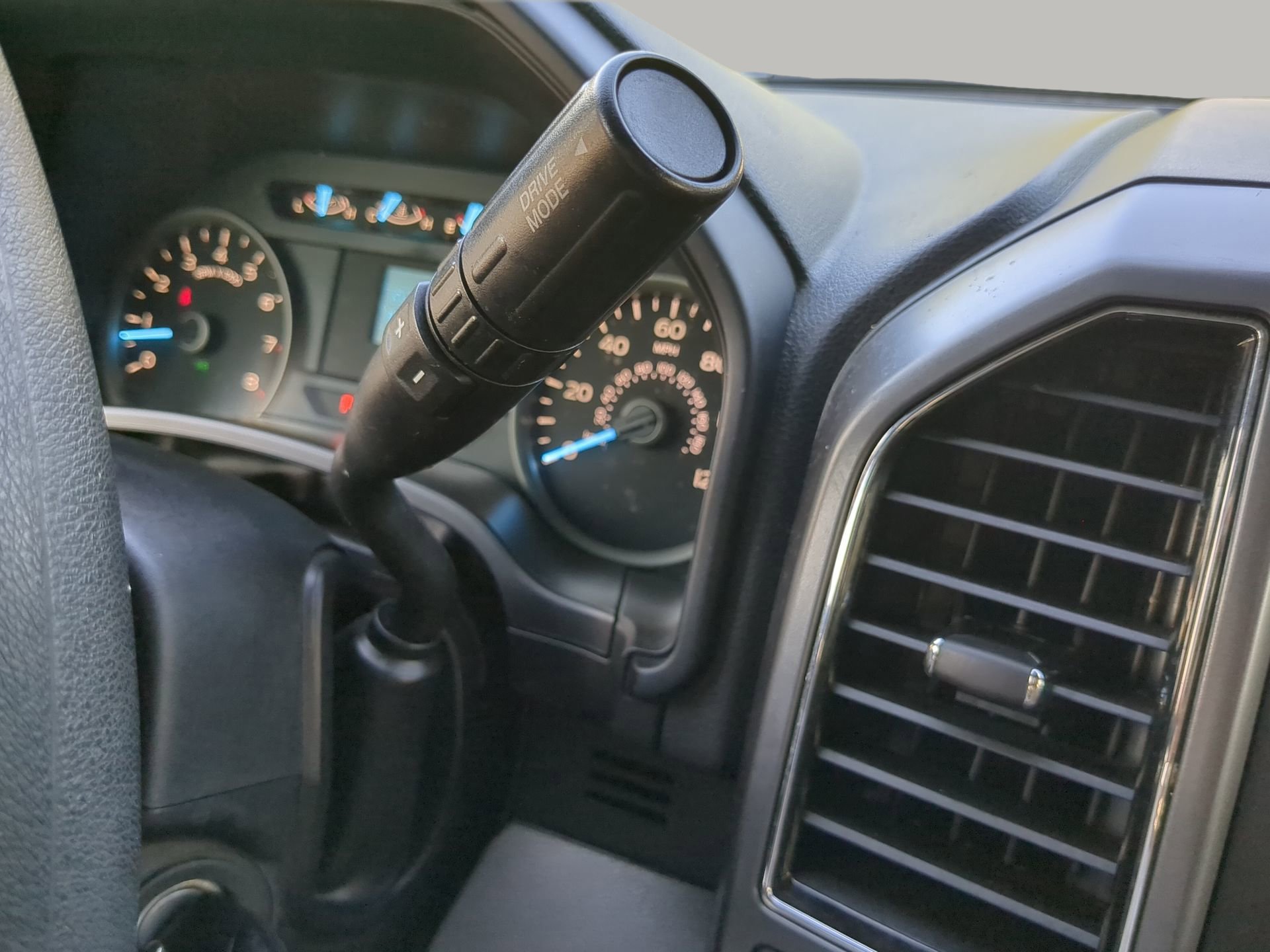 Certified 2018 Ford F150 XLT RWD image 61