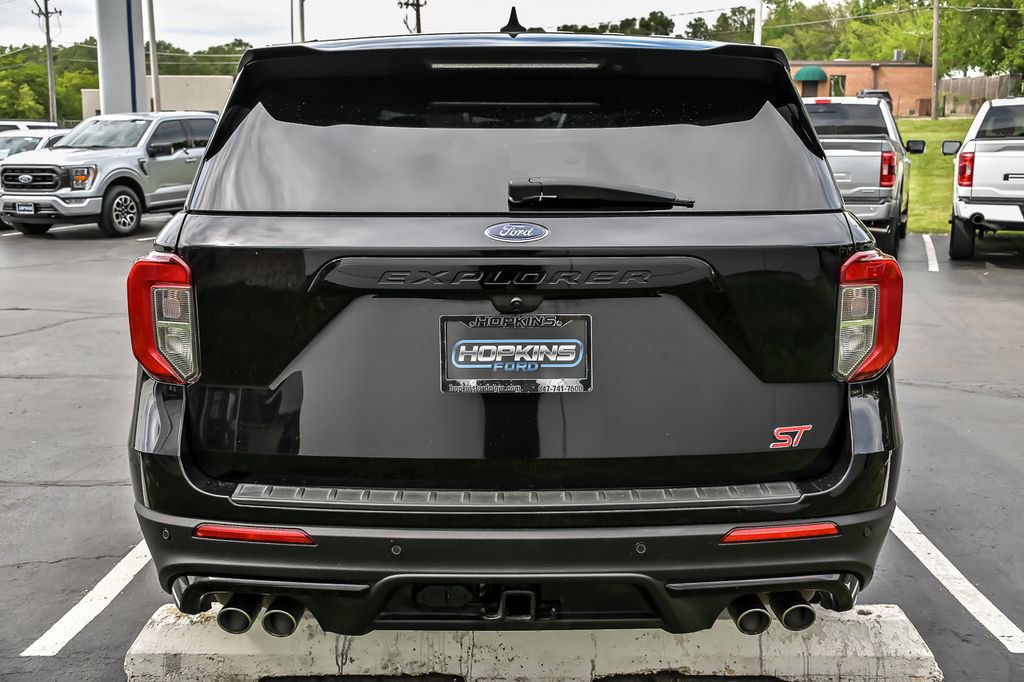 Certified 2022 Ford Explorer ST w/ Equipment Group 401A AWD/4WD image 9