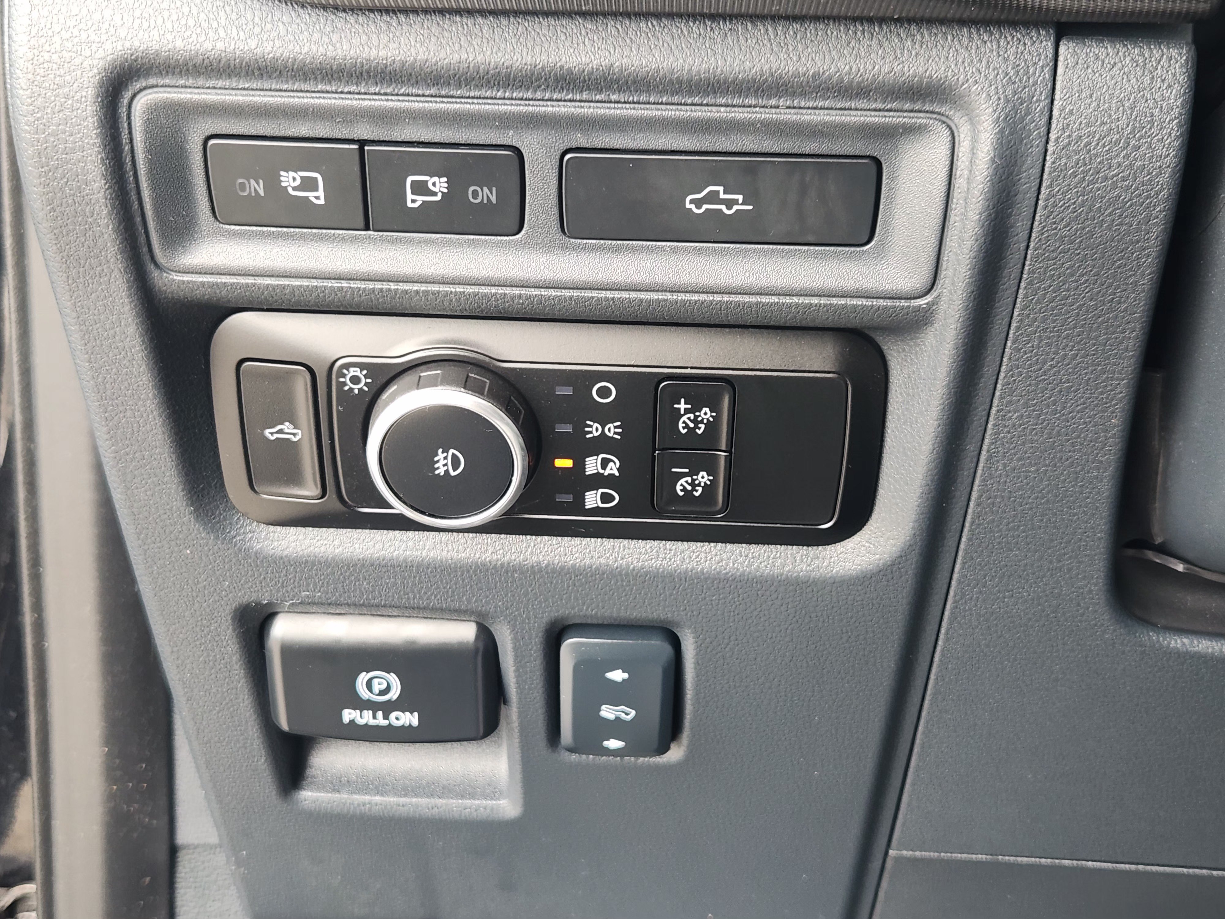 Certified 2024 Ford F150 Lariat w/ Equipment Group 502A High AWD/4WD image 23