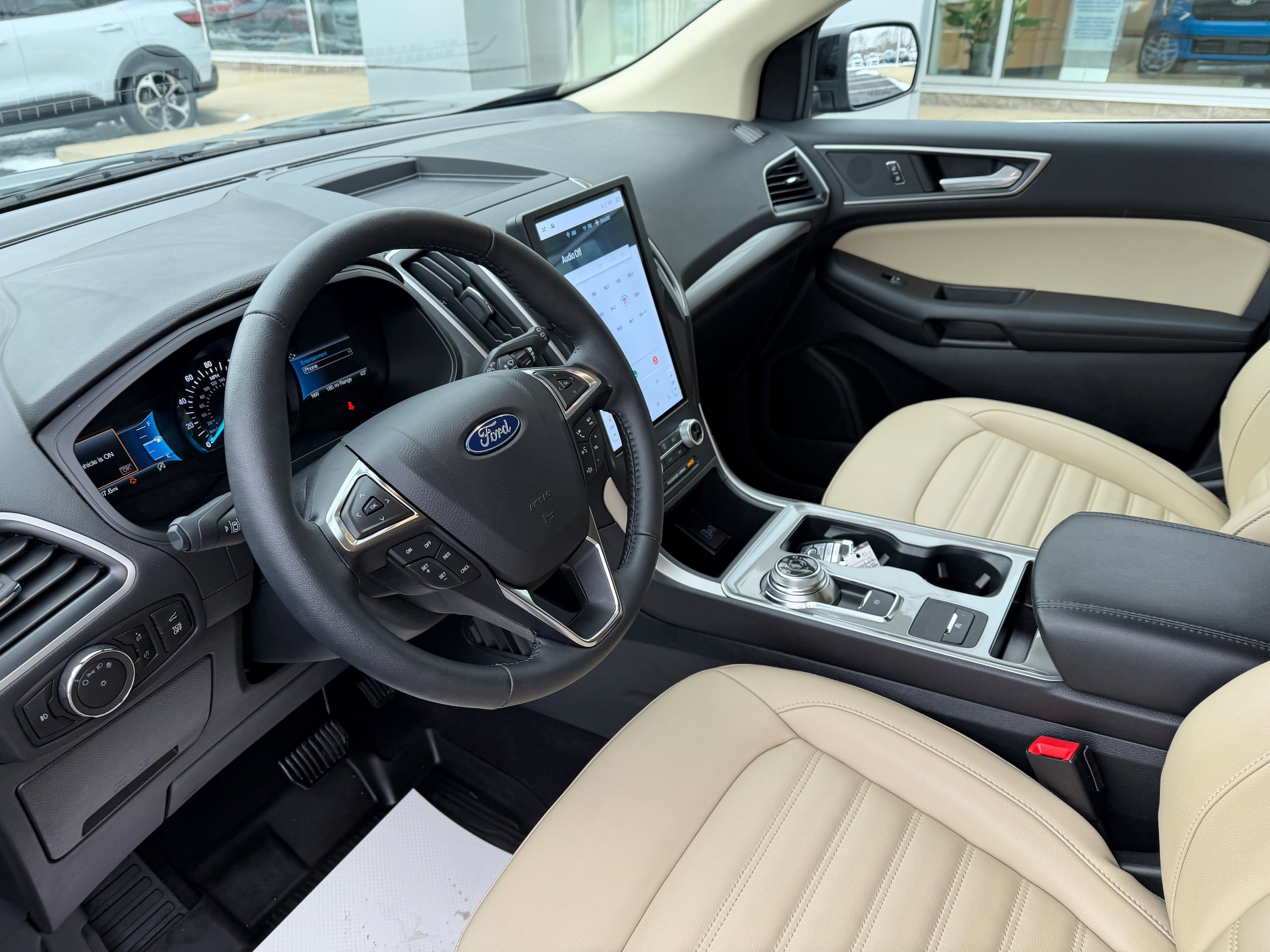Certified 2024 Ford Edge SEL w/ Convenience Package AWD/4WD image 15