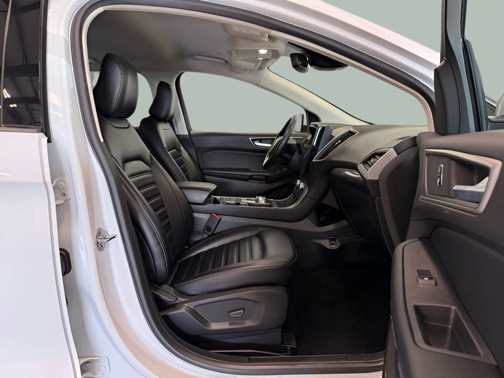 Certified 2023 Ford Edge SEL AWD/4WD image 11