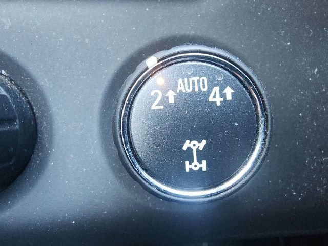 Used 2019 Chevrolet Tahoe LS w/ Enhanced Driver Alert Package AWD/4WD image 27
