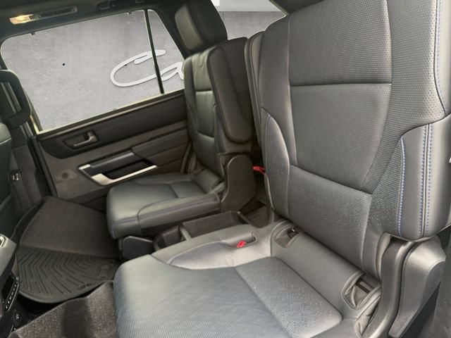 Used 2026 Toyota Sequoia Platinum AWD/4WD image 23