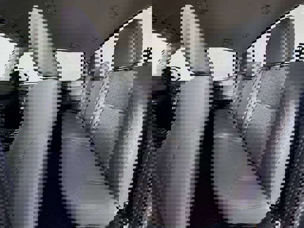 Used 2018 Toyota Tacoma SR w/ SR Convenience Package image 15