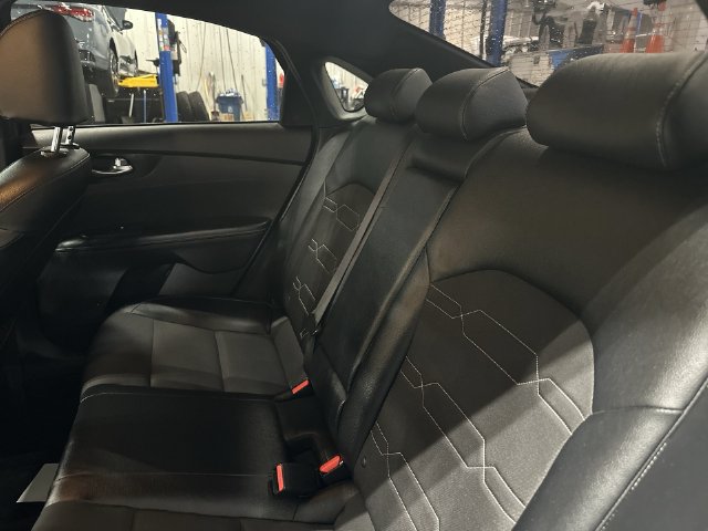 Used 2021 Kia Forte GT-Line FWD image 31